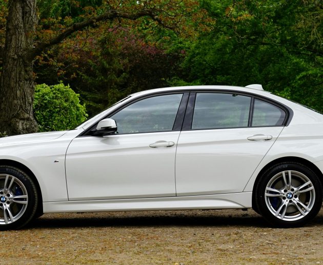 Essential Considerations for Monthly Car Rentals in Dubai: