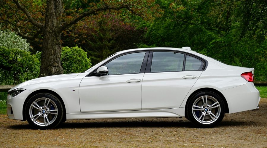 Essential Considerations for Monthly Car Rentals in Dubai: