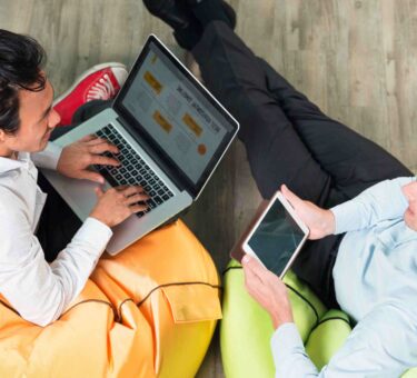 Mobile App Development Company In UAE Vs Freelancer: Which Is Better For Your Business